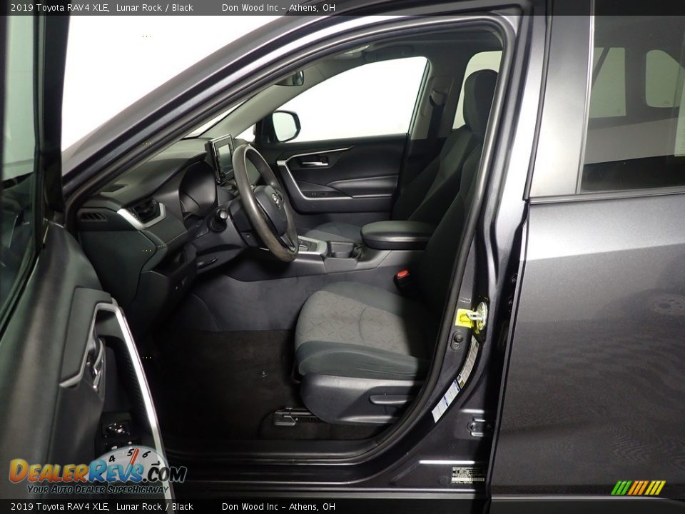 2019 Toyota RAV4 XLE Lunar Rock / Black Photo #18