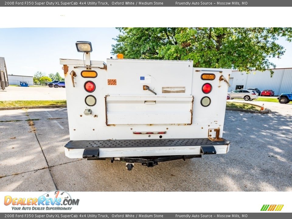 2008 Ford F350 Super Duty XL SuperCab 4x4 Utility Truck Oxford White / Medium Stone Photo #6