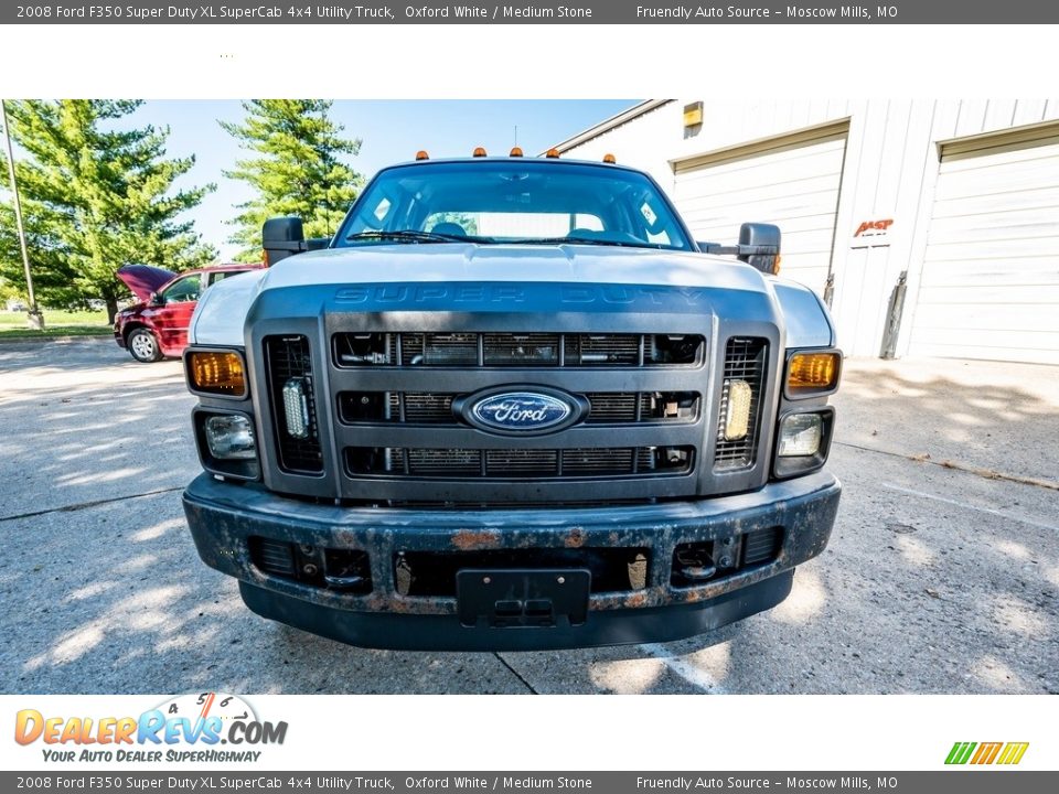 2008 Ford F350 Super Duty XL SuperCab 4x4 Utility Truck Oxford White / Medium Stone Photo #9