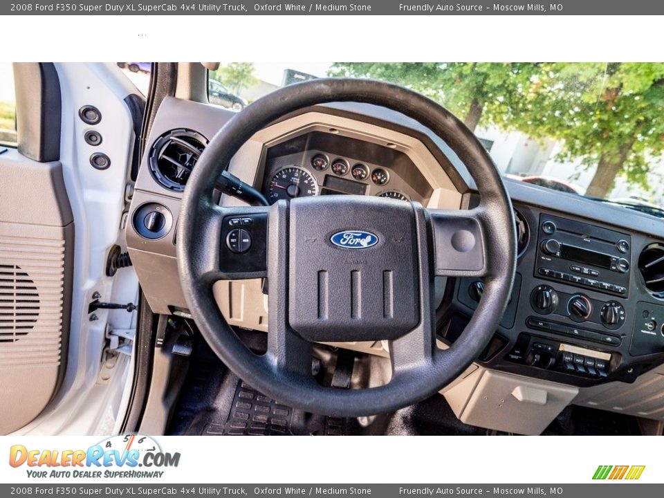 2008 Ford F350 Super Duty XL SuperCab 4x4 Utility Truck Oxford White / Medium Stone Photo #28