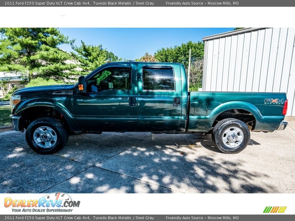 2011 Ford F250 Super Duty XLT Crew Cab 4x4 Tuxedo Black Metallic / Steel Gray Photo #7