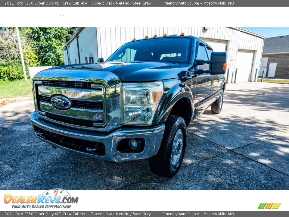 2011 Ford F250 Super Duty XLT Crew Cab 4x4 Tuxedo Black Metallic / Steel Gray Photo #8