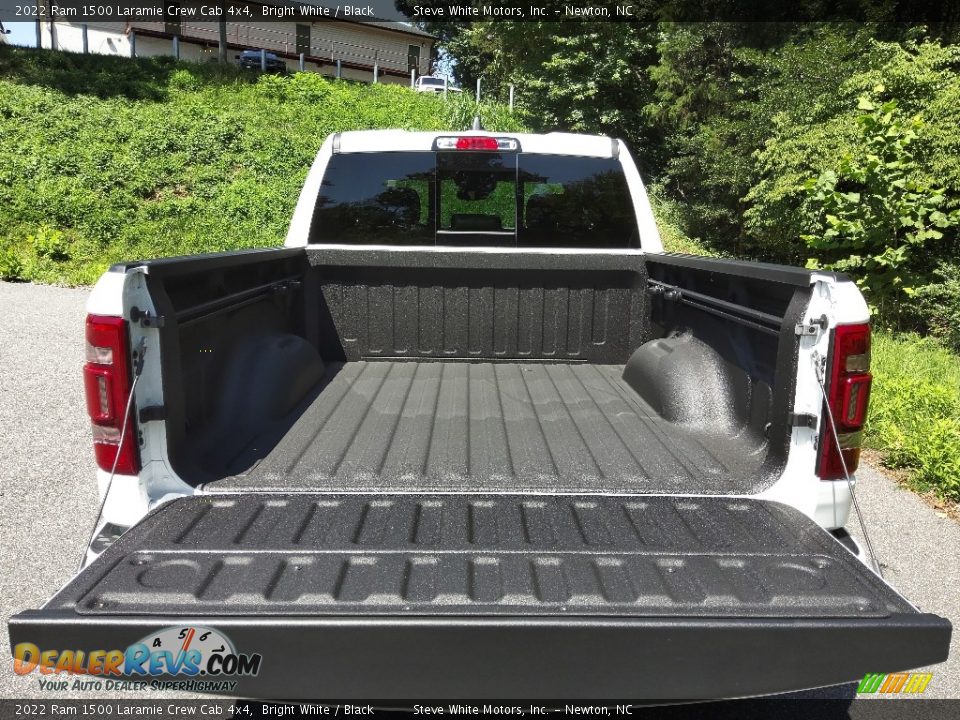 2022 Ram 1500 Laramie Crew Cab 4x4 Bright White / Black Photo #8