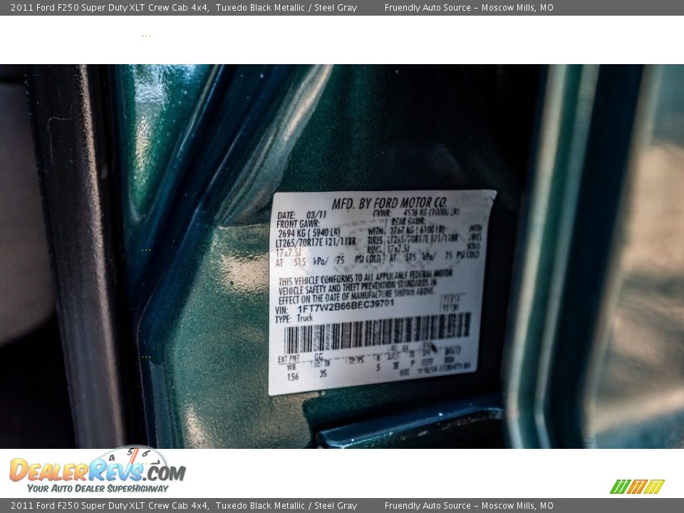 2011 Ford F250 Super Duty XLT Crew Cab 4x4 Tuxedo Black Metallic / Steel Gray Photo #29