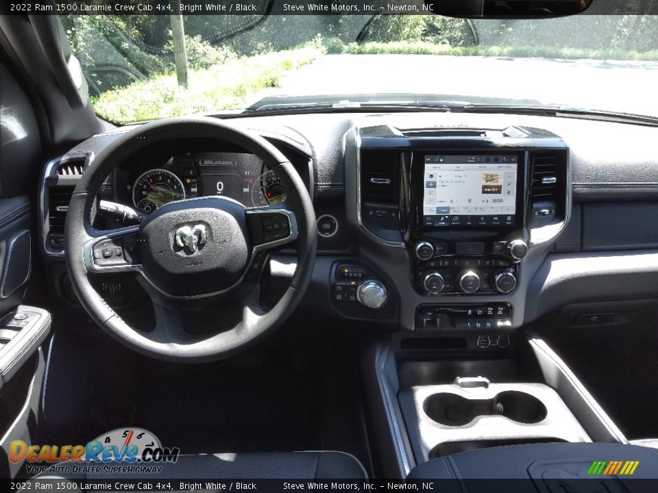 2022 Ram 1500 Laramie Crew Cab 4x4 Bright White / Black Photo #19