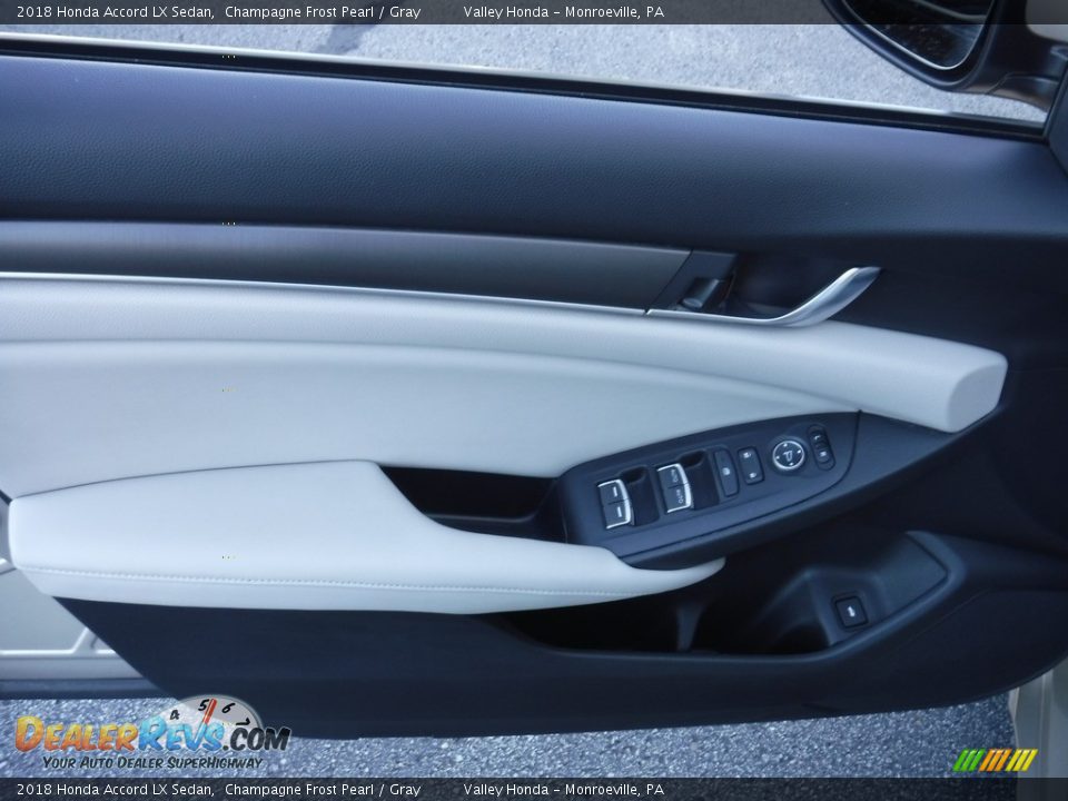 2018 Honda Accord LX Sedan Champagne Frost Pearl / Gray Photo #10