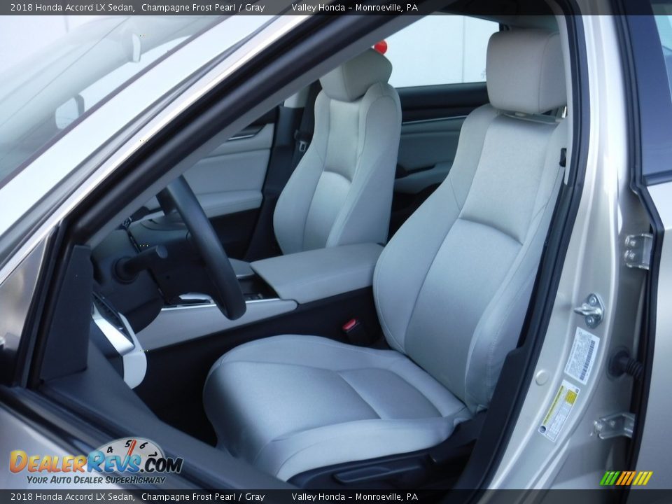 2018 Honda Accord LX Sedan Champagne Frost Pearl / Gray Photo #11