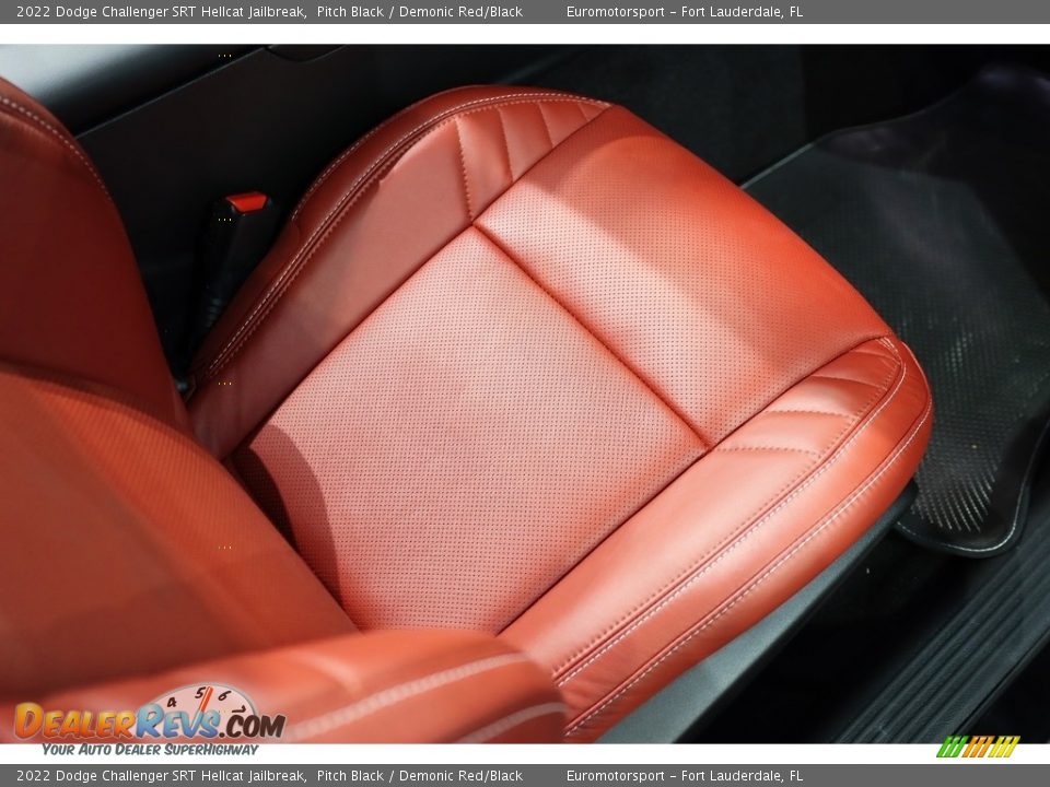 Front Seat of 2022 Dodge Challenger SRT Hellcat Jailbreak Photo #26