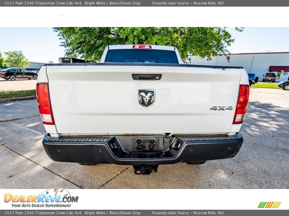 2017 Ram 2500 Tradesman Crew Cab 4x4 Bright White / Black/Diesel Gray Photo #5