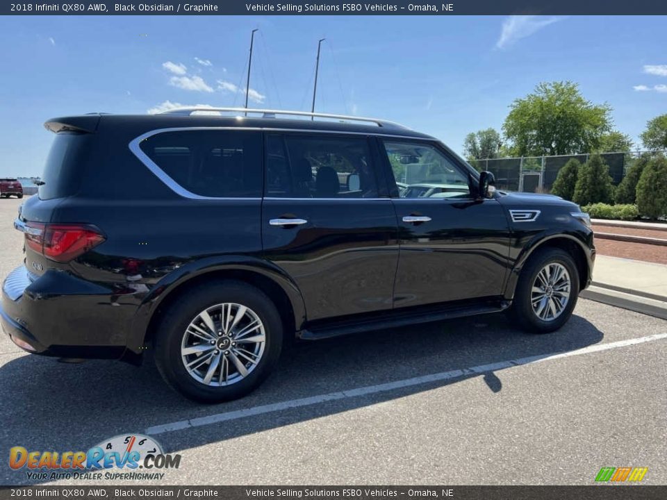 2018 Infiniti QX80 AWD Black Obsidian / Graphite Photo #2