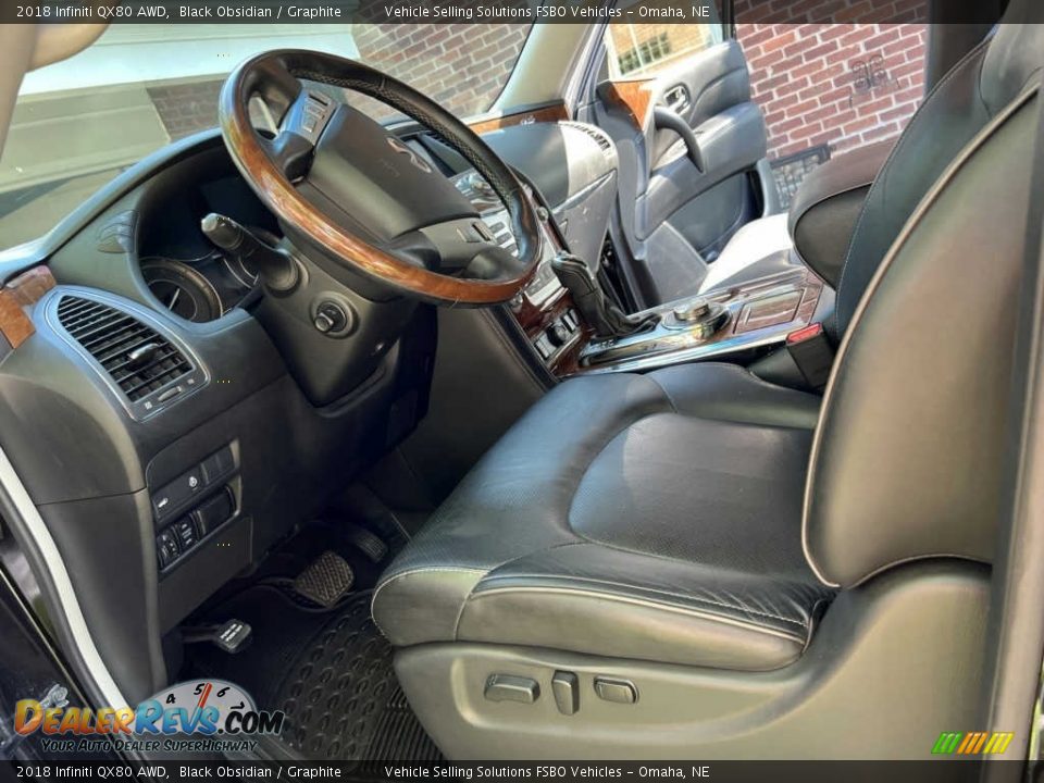 2018 Infiniti QX80 AWD Black Obsidian / Graphite Photo #8