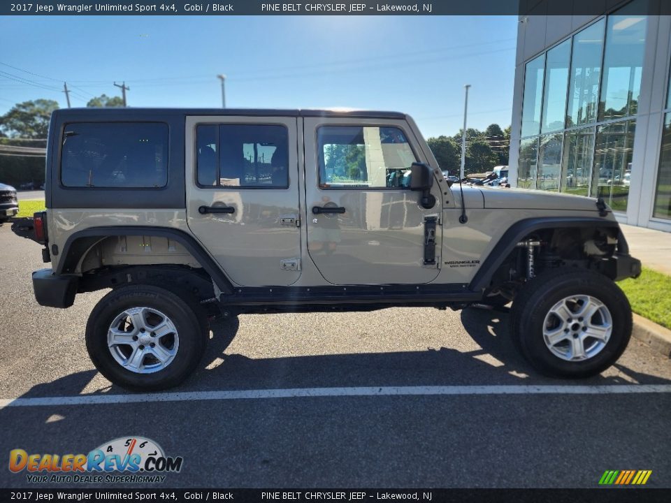 2017 Jeep Wrangler Unlimited Sport 4x4 Gobi / Black Photo #5