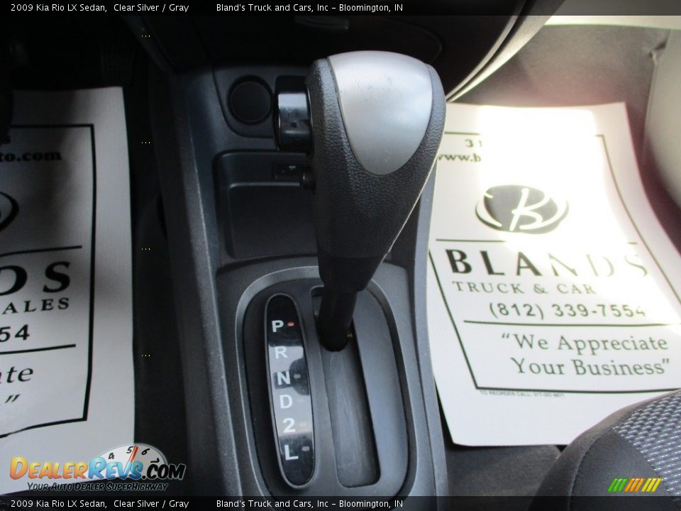 2009 Kia Rio LX Sedan Clear Silver / Gray Photo #15