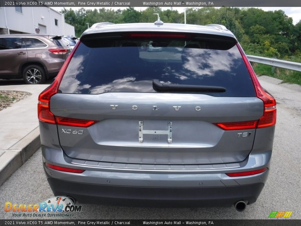 2021 Volvo XC60 T5 AWD Momentum Pine Grey Metallic / Charcoal Photo #8