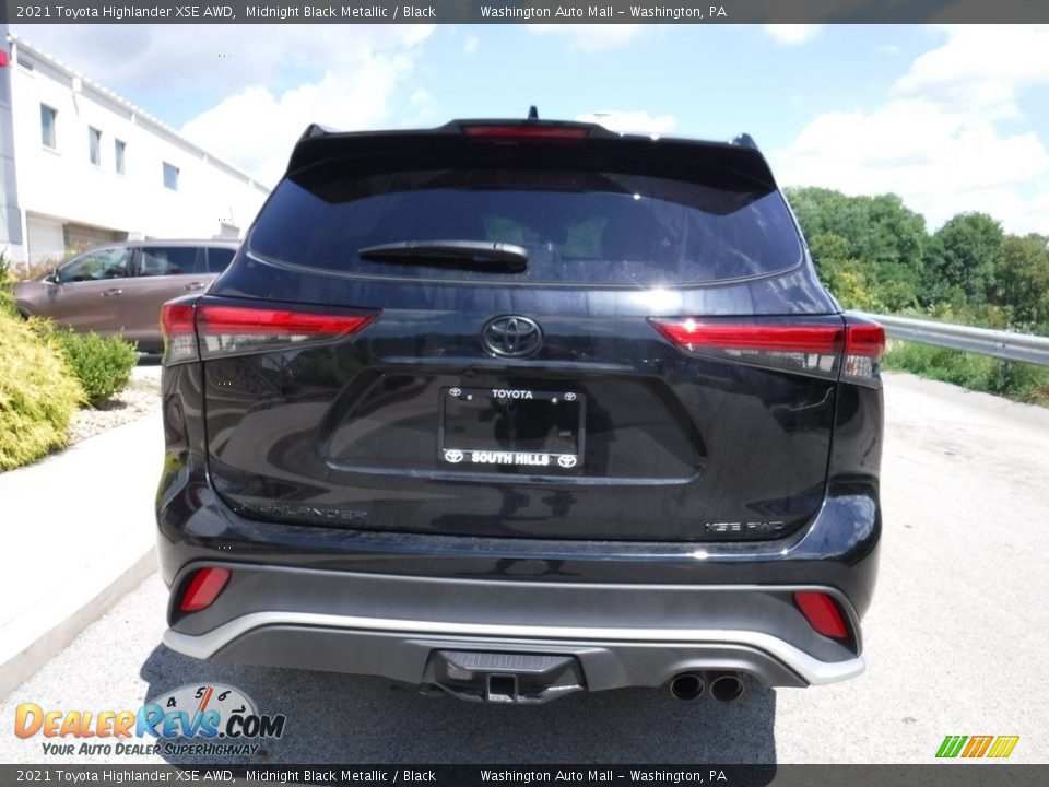 2021 Toyota Highlander XSE AWD Midnight Black Metallic / Black Photo #16