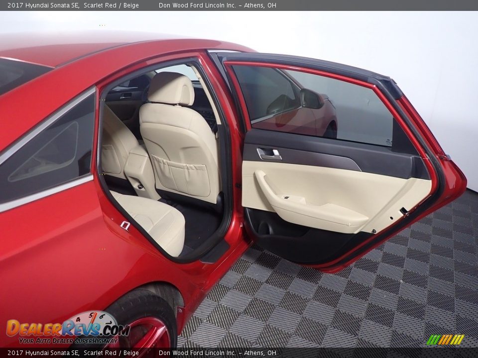 2017 Hyundai Sonata SE Scarlet Red / Beige Photo #35