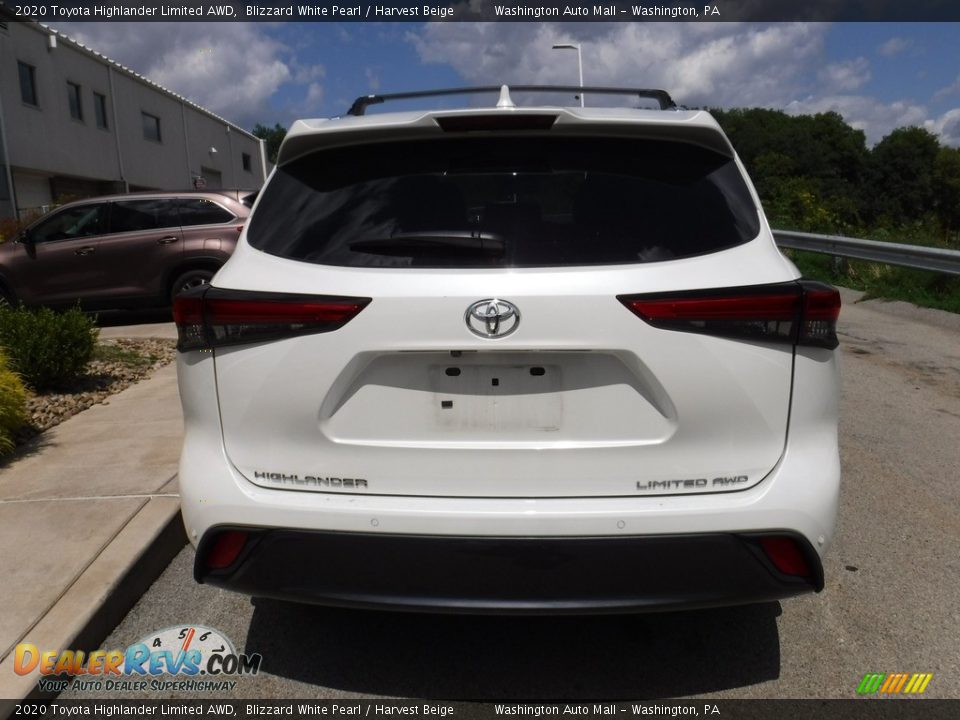 2020 Toyota Highlander Limited AWD Blizzard White Pearl / Harvest Beige Photo #17