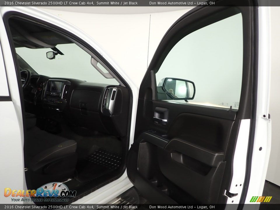 2016 Chevrolet Silverado 2500HD LT Crew Cab 4x4 Summit White / Jet Black Photo #23