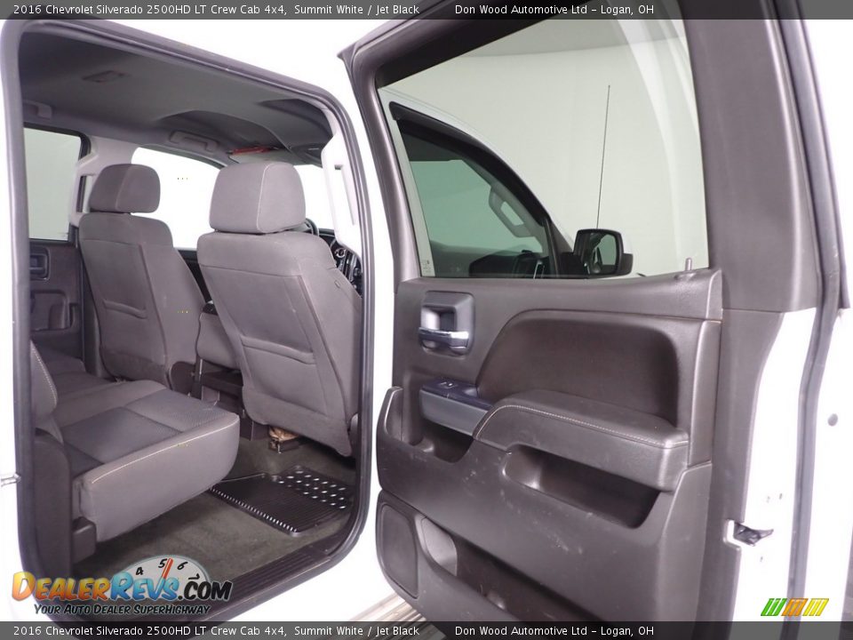 2016 Chevrolet Silverado 2500HD LT Crew Cab 4x4 Summit White / Jet Black Photo #25