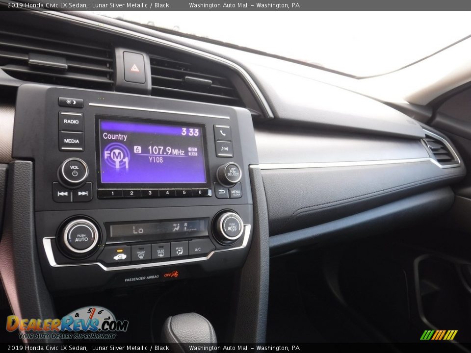 2019 Honda Civic LX Sedan Lunar Silver Metallic / Black Photo #16