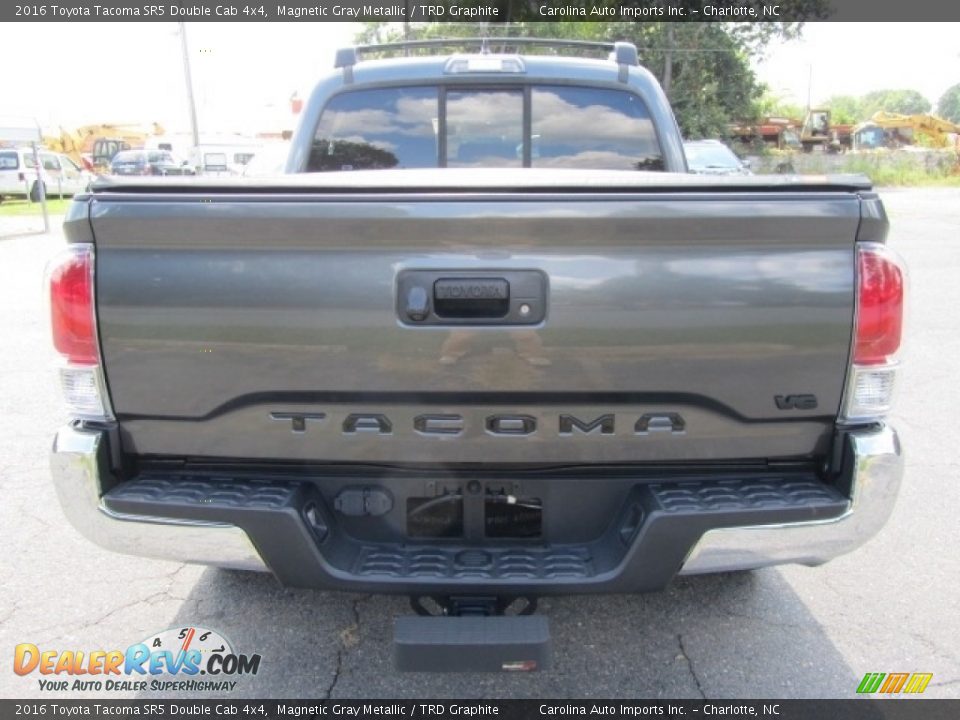 2016 Toyota Tacoma SR5 Double Cab 4x4 Magnetic Gray Metallic / TRD Graphite Photo #9