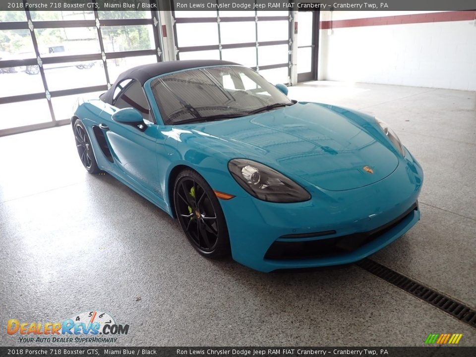 Front 3/4 View of 2018 Porsche 718 Boxster GTS Photo #2