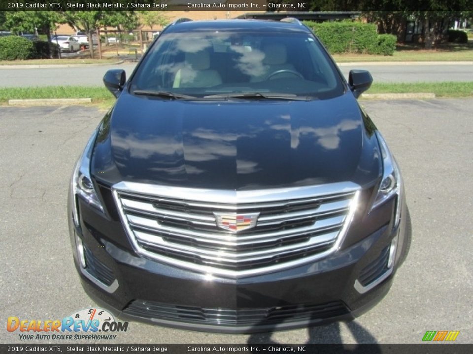 2019 Cadillac XT5 Stellar Black Metallic / Sahara Beige Photo #5