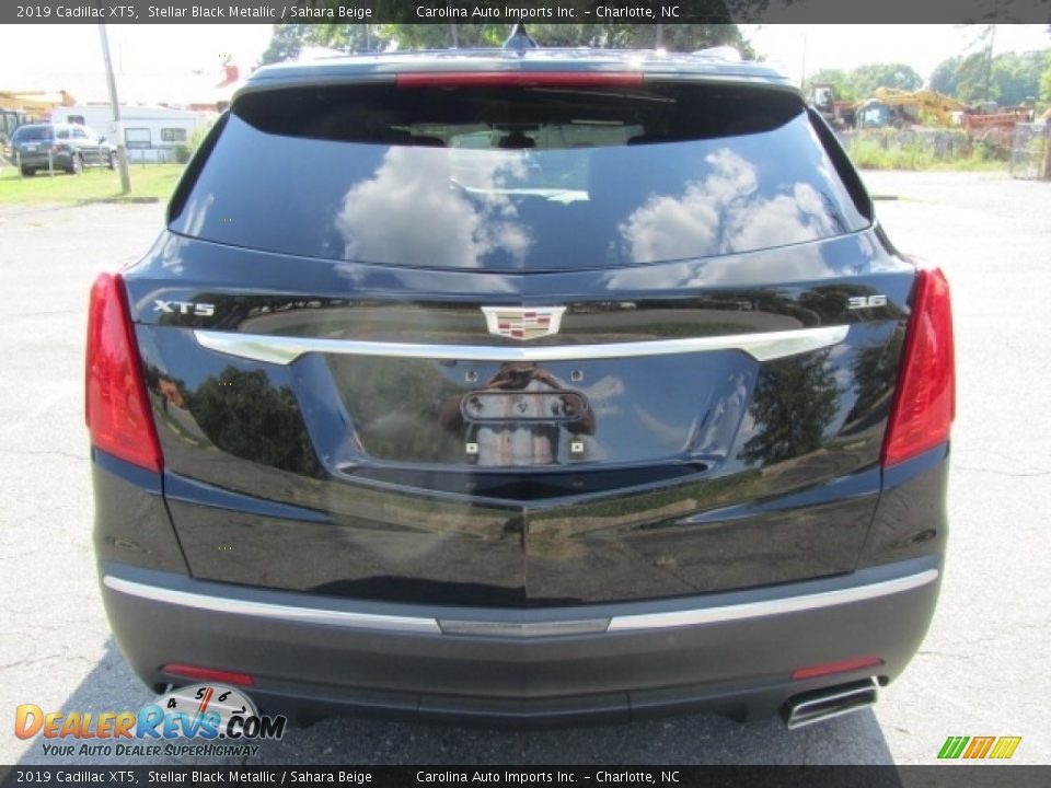 2019 Cadillac XT5 Stellar Black Metallic / Sahara Beige Photo #9