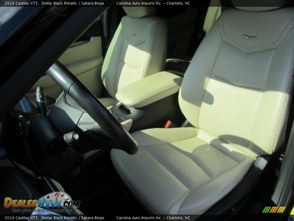 2019 Cadillac XT5 Stellar Black Metallic / Sahara Beige Photo #18