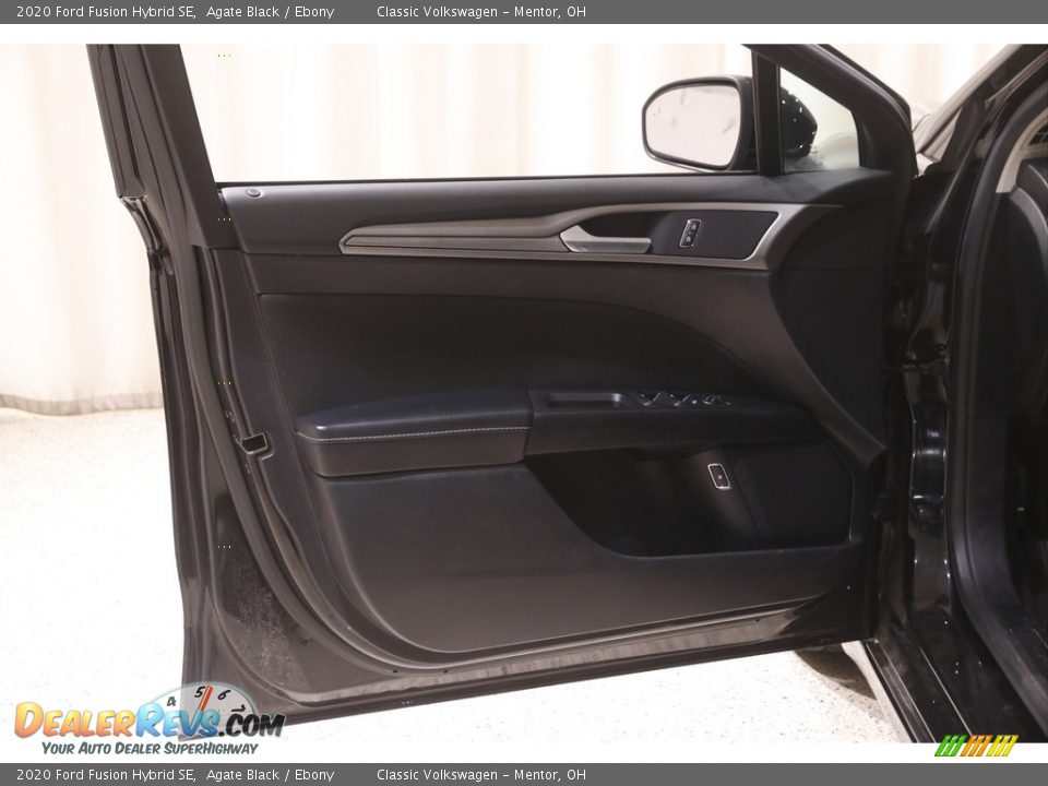 2020 Ford Fusion Hybrid SE Agate Black / Ebony Photo #4