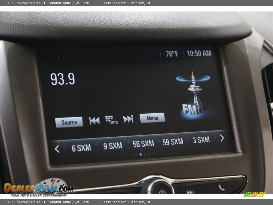 2017 Chevrolet Cruze LT Summit White / Jet Black Photo #10
