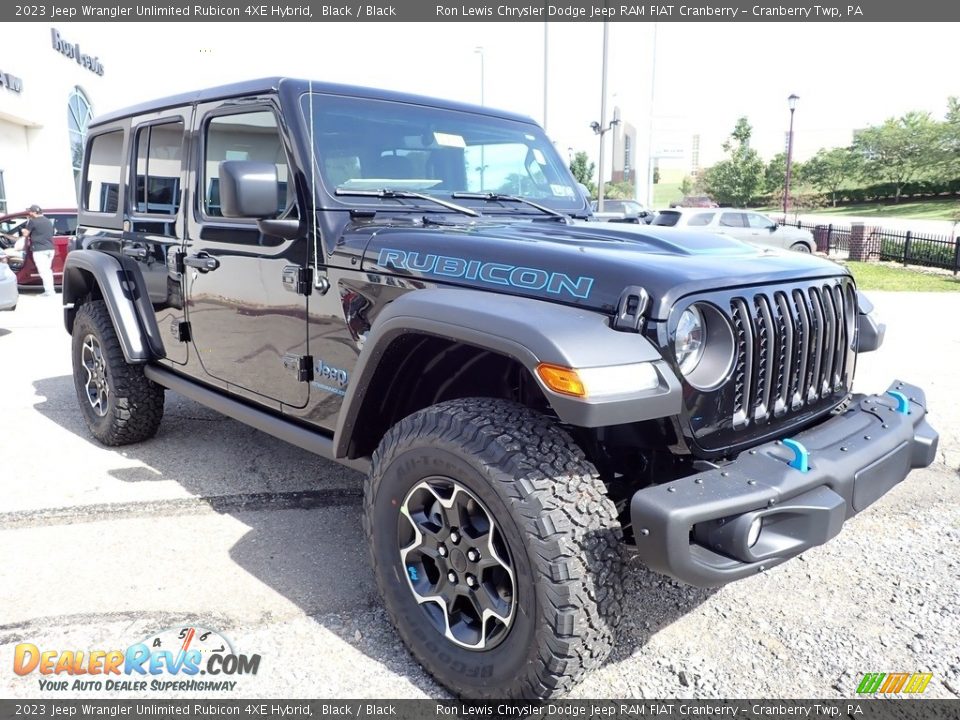 Front 3/4 View of 2023 Jeep Wrangler Unlimited Rubicon 4XE Hybrid Photo #7
