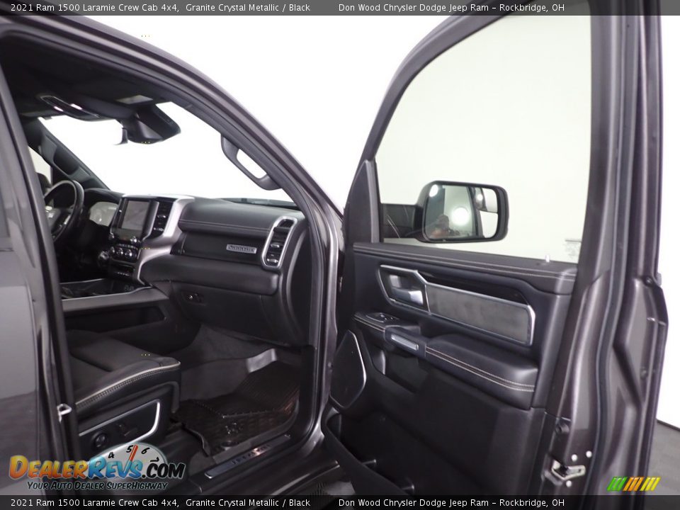2021 Ram 1500 Laramie Crew Cab 4x4 Granite Crystal Metallic / Black Photo #27