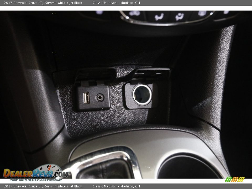 2017 Chevrolet Cruze LT Summit White / Jet Black Photo #14