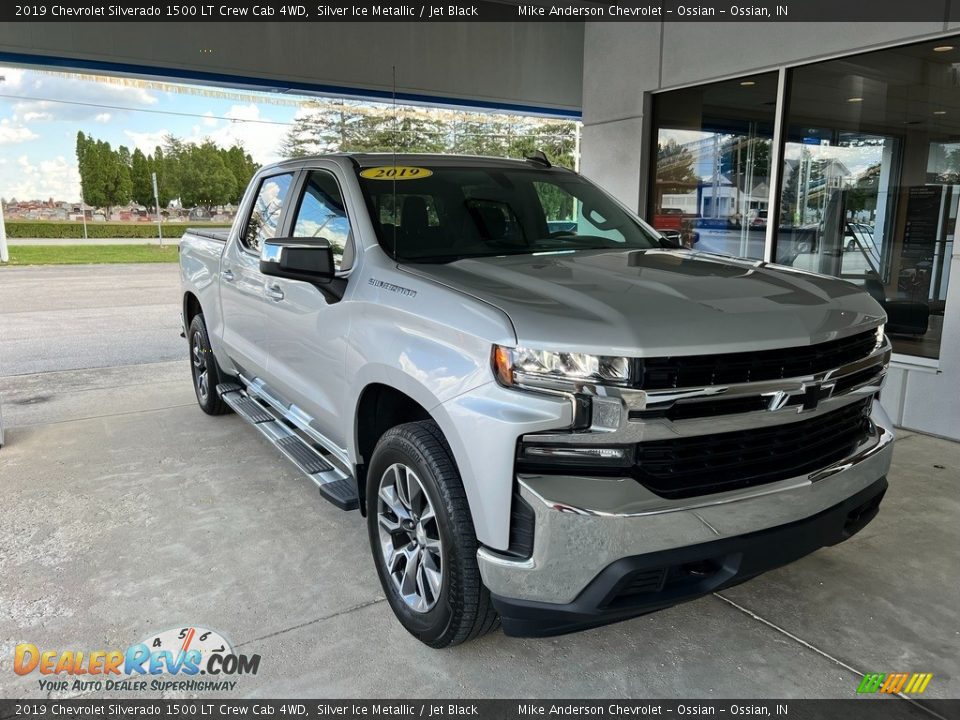 2019 Chevrolet Silverado 1500 LT Crew Cab 4WD Silver Ice Metallic / Jet Black Photo #2