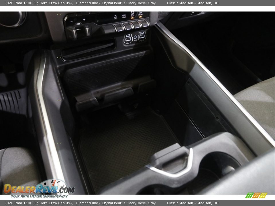 2020 Ram 1500 Big Horn Crew Cab 4x4 Diamond Black Crystal Pearl / Black/Diesel Gray Photo #18