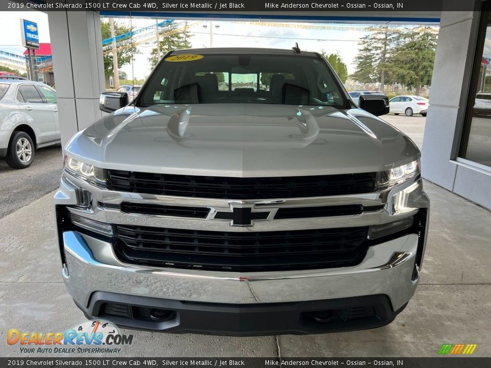 2019 Chevrolet Silverado 1500 LT Crew Cab 4WD Silver Ice Metallic / Jet Black Photo #9