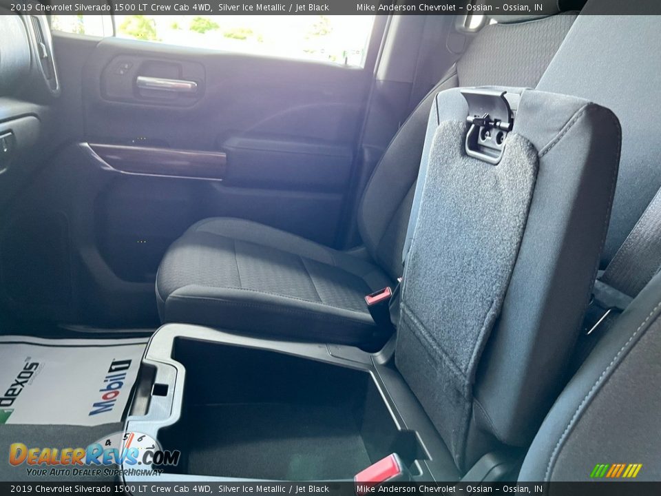 2019 Chevrolet Silverado 1500 LT Crew Cab 4WD Silver Ice Metallic / Jet Black Photo #17