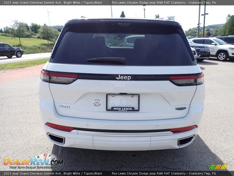 2023 Jeep Grand Cherokee Summit 4x4 Bright White / Tupelo/Black Photo #4