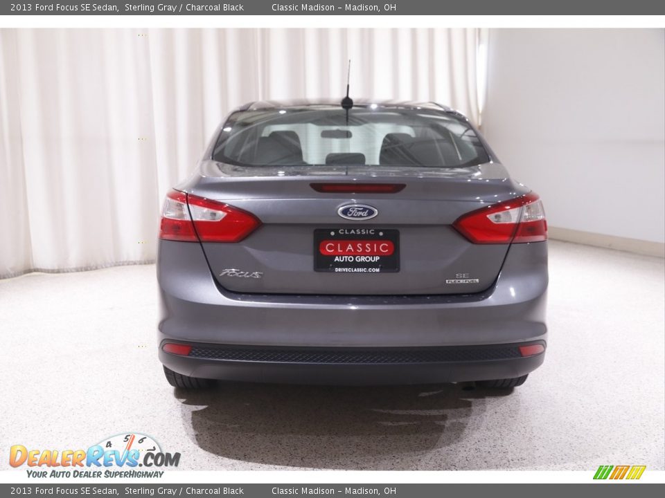 2013 Ford Focus SE Sedan Sterling Gray / Charcoal Black Photo #18