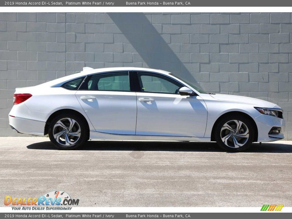 2019 Honda Accord EX-L Sedan Platinum White Pearl / Ivory Photo #4