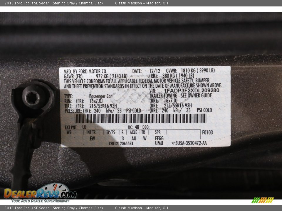 2013 Ford Focus SE Sedan Sterling Gray / Charcoal Black Photo #21