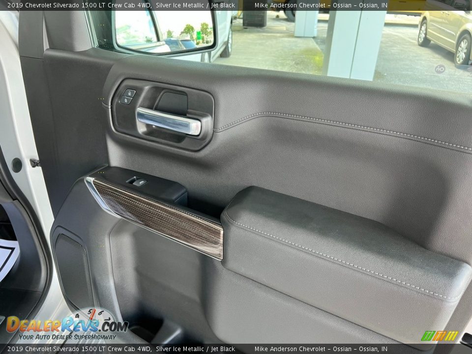 2019 Chevrolet Silverado 1500 LT Crew Cab 4WD Silver Ice Metallic / Jet Black Photo #34