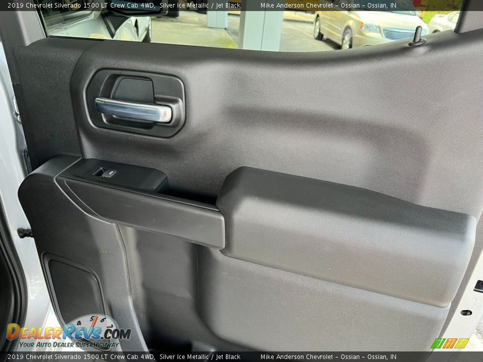 2019 Chevrolet Silverado 1500 LT Crew Cab 4WD Silver Ice Metallic / Jet Black Photo #35