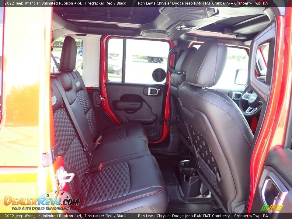 2022 Jeep Wrangler Unlimited Rubicon 4x4 Firecracker Red / Black Photo #11