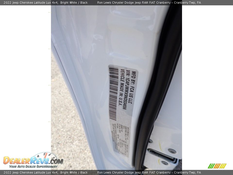 2022 Jeep Cherokee Latitude Lux 4x4 Bright White / Black Photo #20