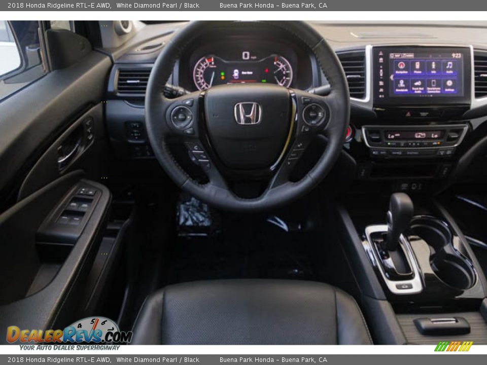 Dashboard of 2018 Honda Ridgeline RTL-E AWD Photo #5