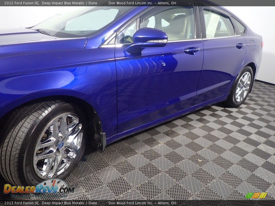 2013 Ford Fusion SE Deep Impact Blue Metallic / Dune Photo #9