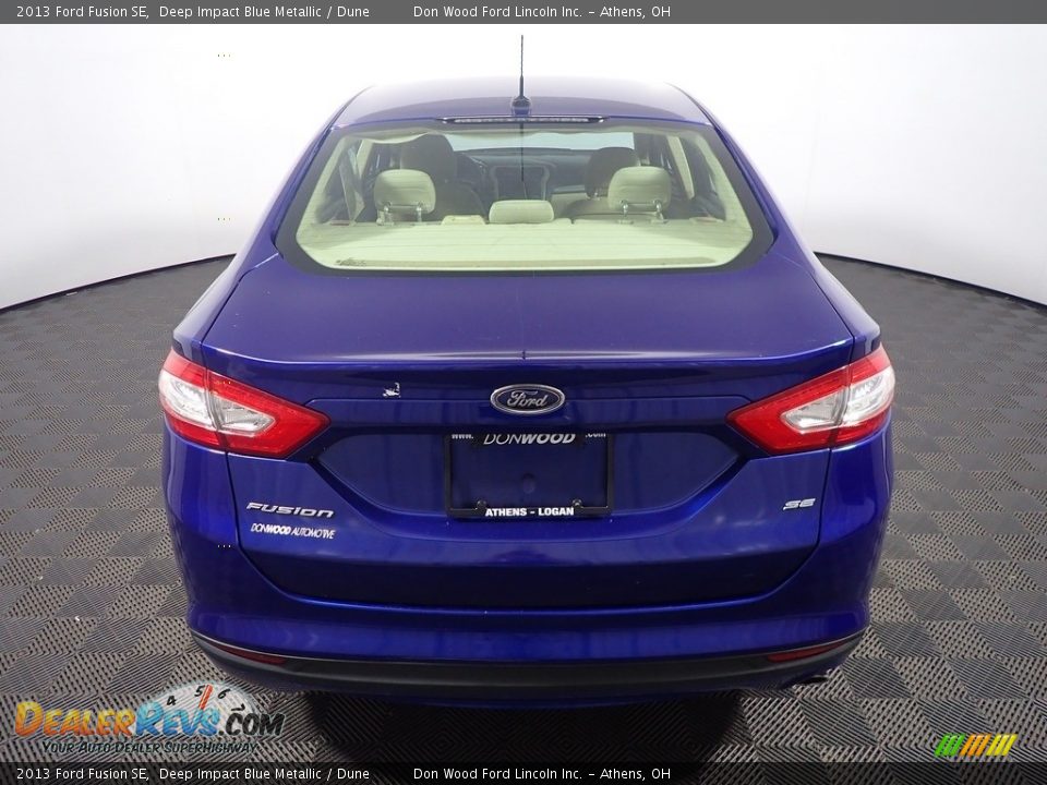 2013 Ford Fusion SE Deep Impact Blue Metallic / Dune Photo #12