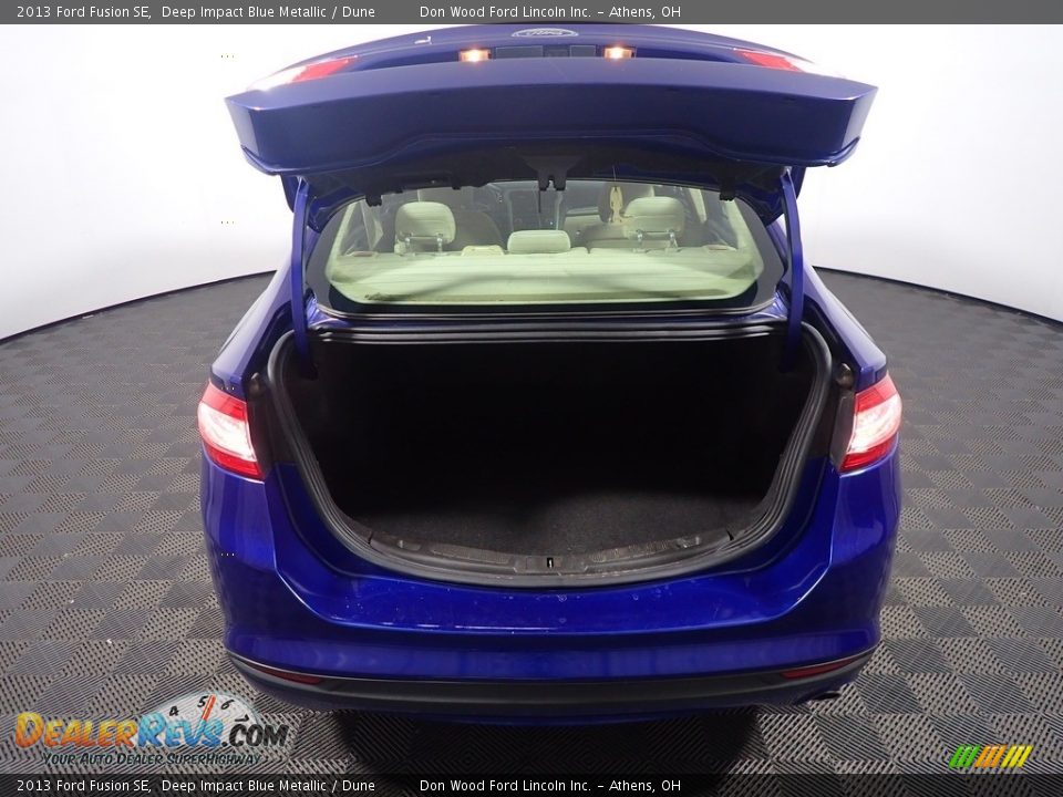 2013 Ford Fusion SE Deep Impact Blue Metallic / Dune Photo #13